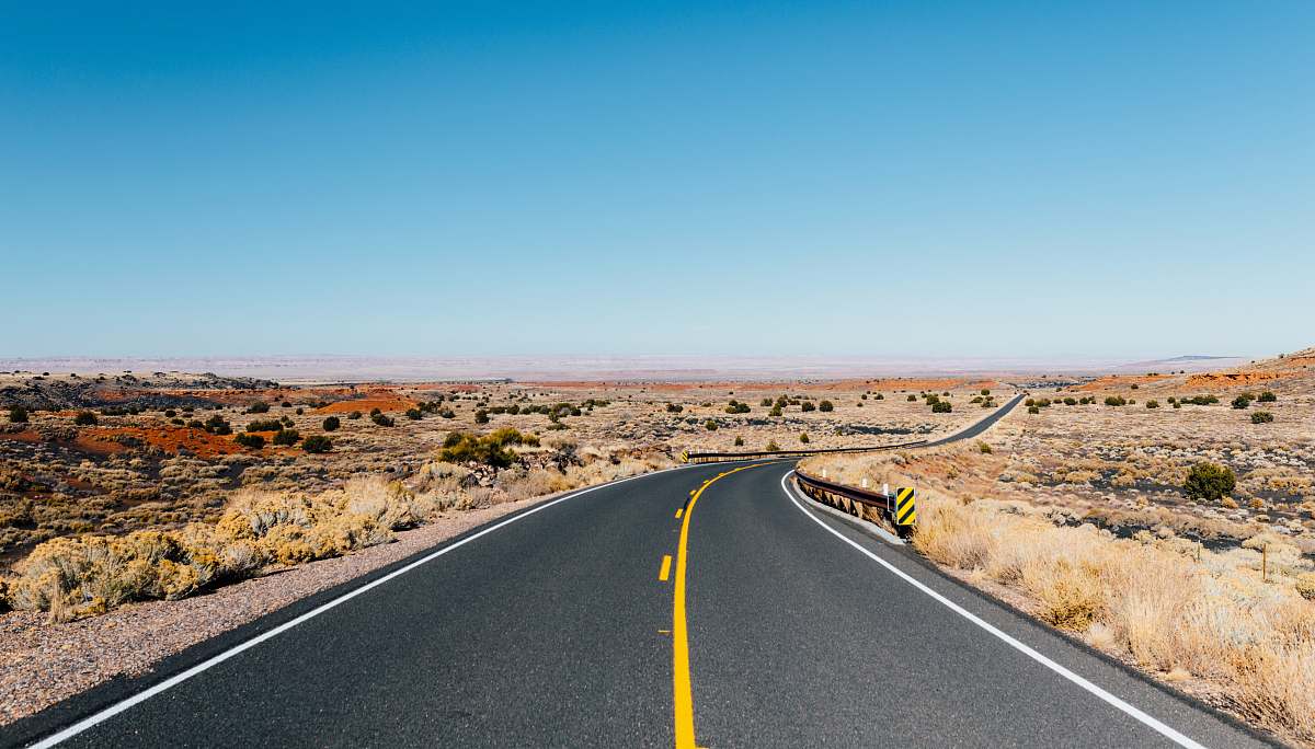 road gray asphalt road near desert flagstaff